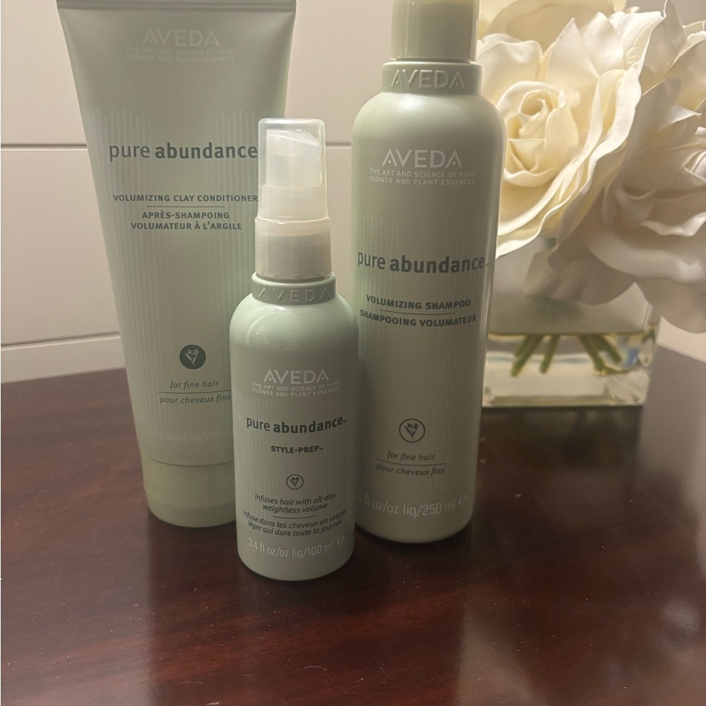 Aveda Pure Abundance Volumizing Hair Trio - Light Green